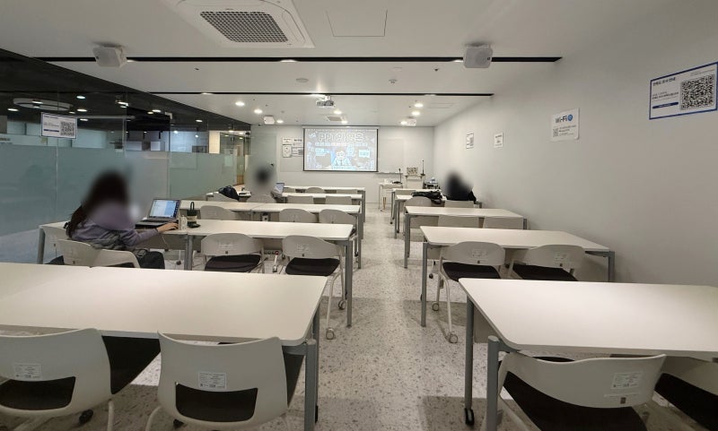 모두의연구소, AI 제안서 PPT 현장 사진