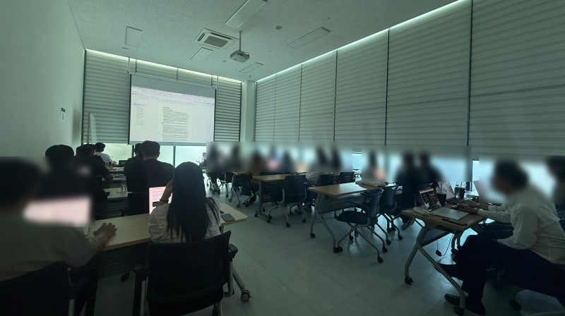 군산상의, AI 문서제작 현장 사진